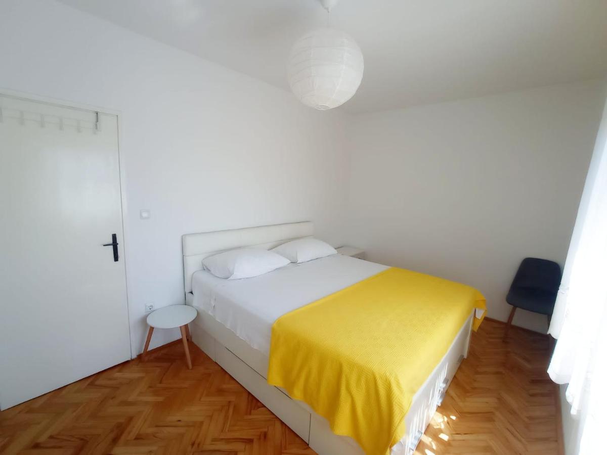 Apartments With A Parking Space Bilo, Primosten - 12868 Bagian luar foto