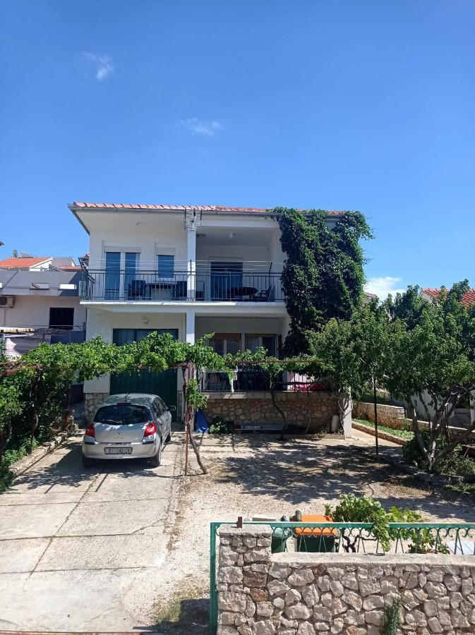 Apartments With A Parking Space Bilo, Primosten - 12868 Bagian luar foto