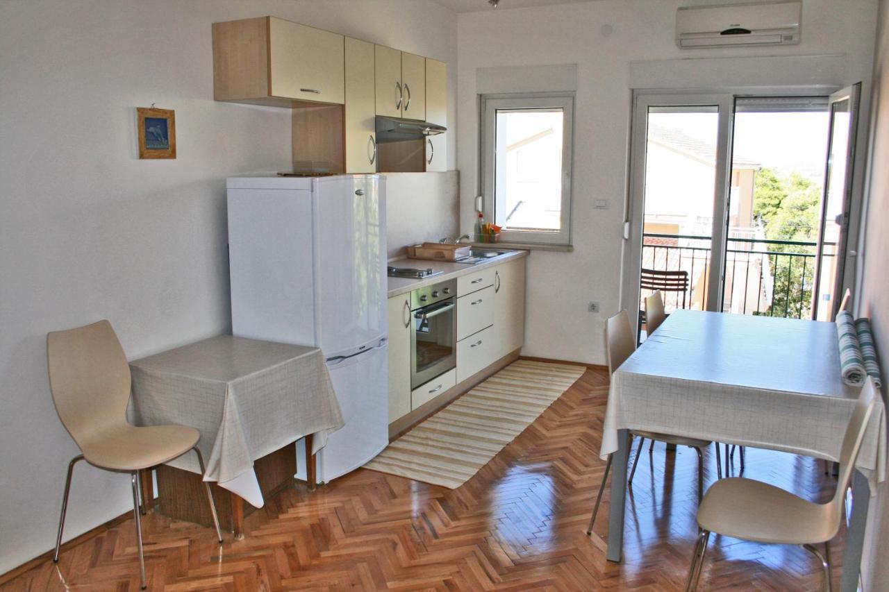 Apartments With A Parking Space Bilo, Primosten - 12868 Bagian luar foto